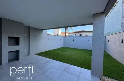 Sobrado geminado a venda com quatro quartos sendo três suítes no bairro santo antônio - joinville/ sc