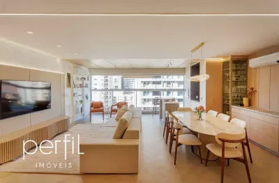 Apartamento de 3 suítes com escritório e 2 vagas de garagem em andar alto no bairro Atiradores - Joinville, SC