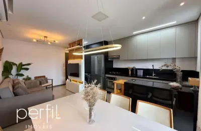 Apartamento à venda em Joinville-SC, Anita Garibaldi: 2 quartos, 1 suíte, 2 salas, 1 vaga, 66,20 m²!