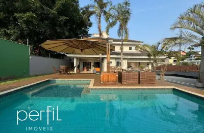 Casa com 6 quartos à venda no América, Joinville 