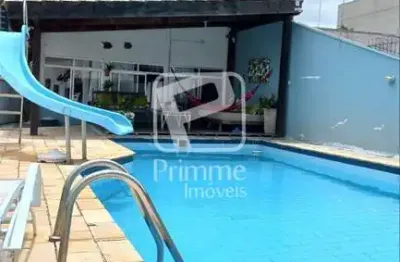 Casa com 5 dormitorios e piscina no centro em balneário camboriú, centro, balneário camboriú - sc
