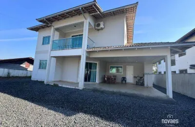 Sobrado com 4 dormitórios à venda, 237 m² por r$ 780.000,00 - bom retiro - joinville/sc
