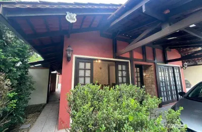 Casa com 3 dormitórios à venda, 237 m² por r$ 1.970.000,00 - glória - joinville/sc