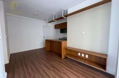 Apartamento para locação com 02 quartos sendo 01 suíte e sacada com churrasqueira na zona 08 em maringá, no royal palace.