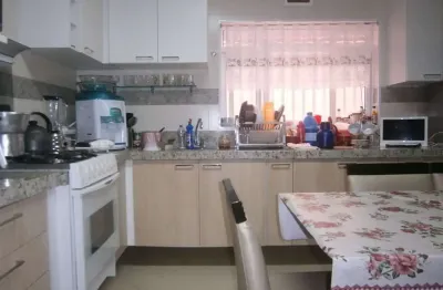 Sobrado com 3 dormitórios, 144 m², à venda por r$ 830.000 - assunção - s. b. do campo/sp