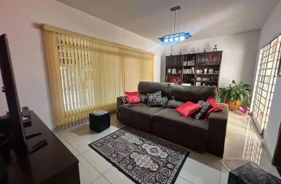 Casa térrea com terreno de 350m2, disponível para venda, no jardim paraíba - jacareí