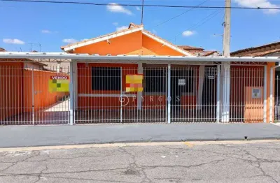 Vende-se casa com 2 dormitórios e edícula no jardim paraíba - jacareí - sp