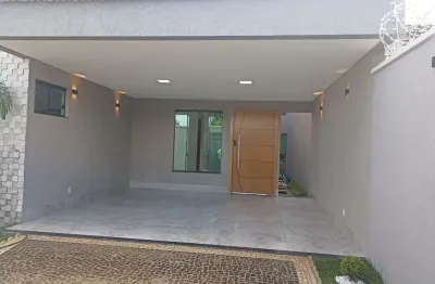 Venda-se casa com 3 quartos sendo 3 suites, sala 2 anbientes, area gourmrt completo com piscina com
