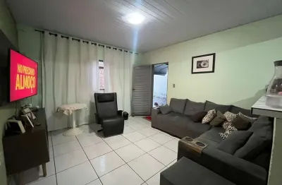 Casa com 3 quartos à venda na rua 68, pontal sul - acréscimo, aparecida de goiânia, 140 m2 por r$ 220.000