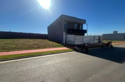 Vende-se ágio  lote de esquina no condomínio versalhes, polo empresarial goiás, aparecida de goiâni