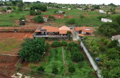 Chácara / sítio com 5 quartos à venda na 3000, Jardim Garavelo Sul, Hidrolândia
