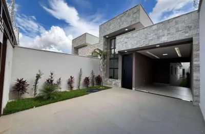 Casa a venda de 3 qts de Alto Padrão no Veiga Jardim  – Próxima ao Terminal!, Aparecida de Goiânia,