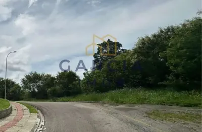 Terreno à venda no Roçado, São José 