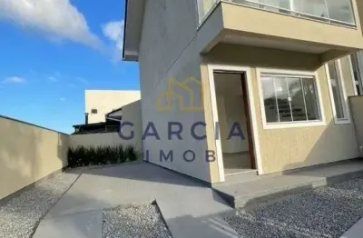 Casa com 2 quartos à venda na Avenida Paulo Roberto Vidal, 1, Bela Vista, Palhoça por R$ 440.000
