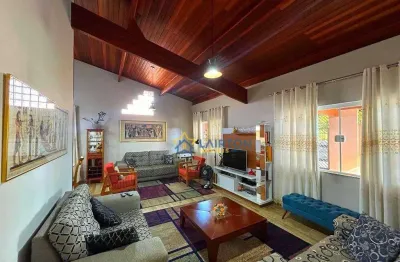 Espaçosa casa de 4 dormitórios com suíte em bairro nobre de atibaia