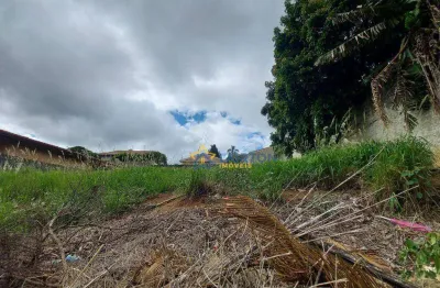 Terreno perfeito para ser seu próximo lar, faça sua casa em um local co m segurança e bem estruturado!