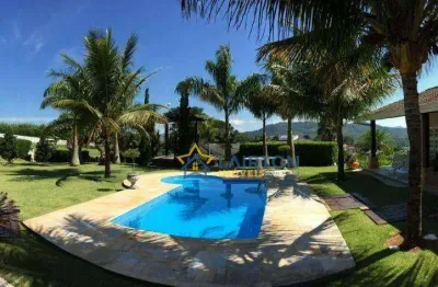 Casa térrea mobiliada em condomínio de luxo – bragança paulista