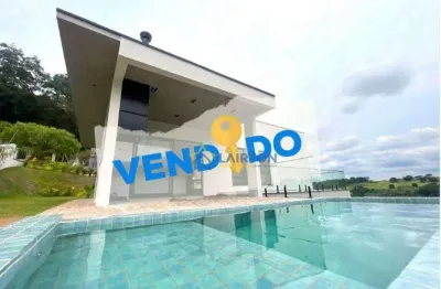 Casa de Alto Padrão em Condomínio Fechado – Requinte, Segurança e Vista Exclusiva