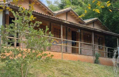 Chácara com 7.000 m², piscina e área gourmet à venda em localização privilegiada de atibaia