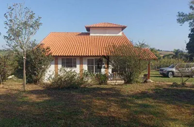 Chácara com 3 dormitórios sendo 1 suite à venda, 2347 m² por r$ 550.000 - jundiacanga - araçoiaba da serra/sp
