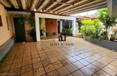 Casa com 3 dormitórios à venda, 327 m² por R$ 1.050.000,00 - Vila Trujillo - Sorocaba/SP