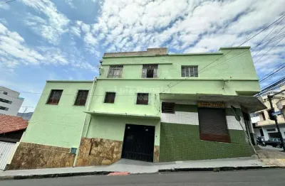 Casa com 2 quartos à venda na Rua Pitangui, Floresta, Belo Horizonte