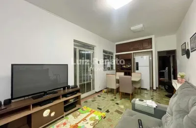 Casa com 3 quartos à venda na Rua José Baroni, Santa Efigênia, Belo Horizonte