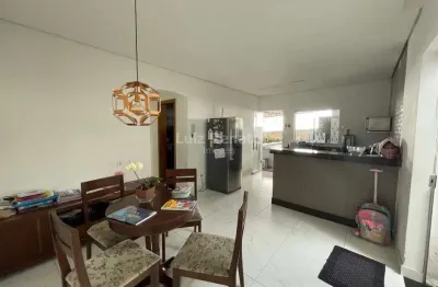 Casa com 3 quartos à venda na Rua Panema, Renascença, Belo Horizonte
