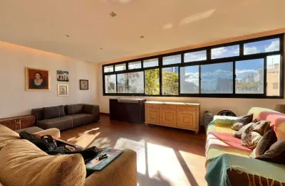 Apartamento com 4 quartos à venda na Rua Pirapetinga, Serra, Belo Horizonte