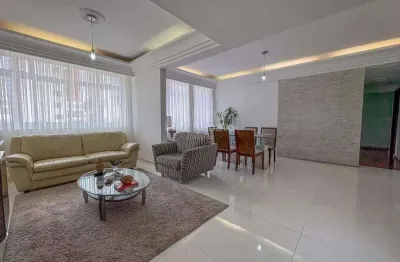 Apartamento reformado com 04 quartos(02 suítes) no bairro carmo