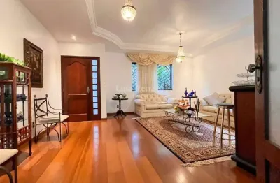 Casa com 5 quartos para alugar na Rua Universo, Santa Lúcia, Belo Horizonte