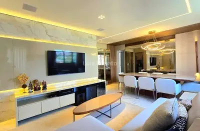 Apartamento reformado com 03 quartos(suíte) no bairro santo antônio