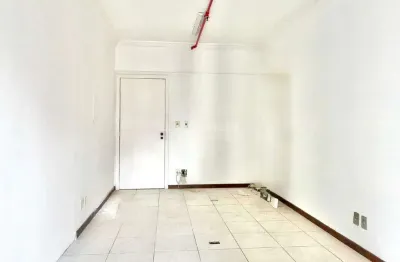 Sala comercial para alugar na Avenida Álvares Cabral, Centro, Belo Horizonte