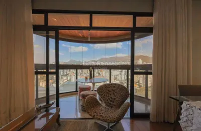 Apartamento com 4 quartos à venda na Rua Cristina, Santo Antônio, Belo Horizonte