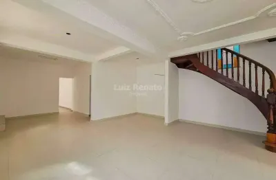 Casa com 5 quartos para alugar na Rua dos Guajajaras, Barro Preto, Belo Horizonte