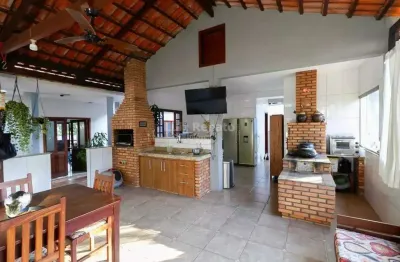 Casa com 4 quartos para alugar na Avenida Novara, Bandeirantes (Pampulha), Belo Horizonte