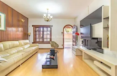 Casa com 6 quartos à venda na Rua Afonso Alves Branco, Serra, Belo Horizonte