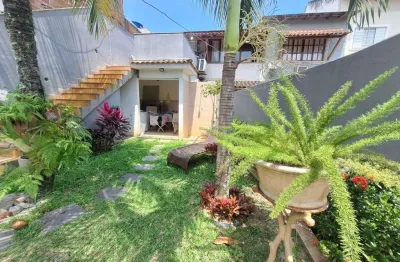 Vendo 2 casas em Vargem grande mesmo terreno, ótima oportunidade