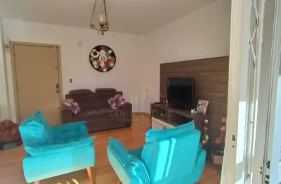 Apartamento com dois dormitórios e elevador no bairro rio branco