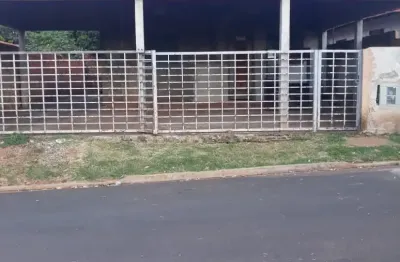 Casa com 2 quartos à venda no Centro, Cardoso 