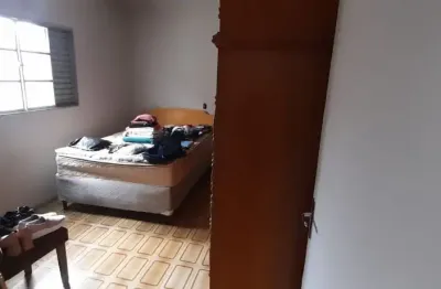 Casa com 3 quartos à venda no Jardim Ouro Verde, São José do Rio Preto 