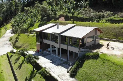 Mansão à venda  3 suítes com 400m² em vargem alta/ es