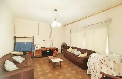 Casa à venda, 128m2, com 3 dormitórios, 2 vagas por r$ 395 mil, próximo à praça, cidade jardim ii,