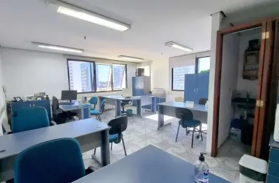 Sala mobiliada para venda e locação com 37m² sala em l vista aberta copa,2 banehieros 1 vaga ao lad