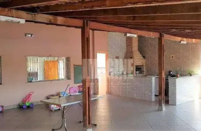 Casa com 5 quartos à venda na Rua Gilda, Penha, São Paulo