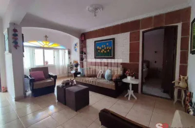 Sobrado em itaquera com 4 dormitórios sendo 3 suítes, 2 vagas, 250m²