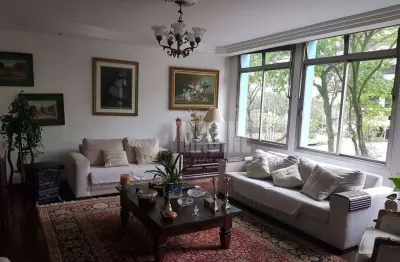 Apartamento em bela vista com 3 dormitórios sendo 1 suíte, 1 vaga, 170m²