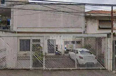 Casa na Aclimção com 3 Dormitórios sendo 1 Suíte, 2 Vagas, 200m²