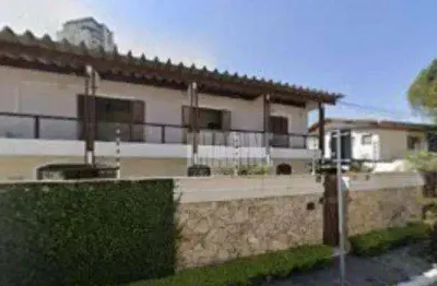 Sobrado no Mandaqui com 3 Dormitórios sendo 2 Suítes, 4 Vagas, 200m²