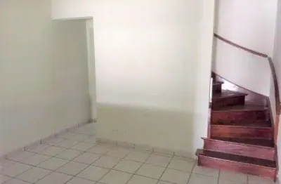 Sobrado na vila matilde com 2 dorms sendo 1 suíte, 1 vaga, 76m²